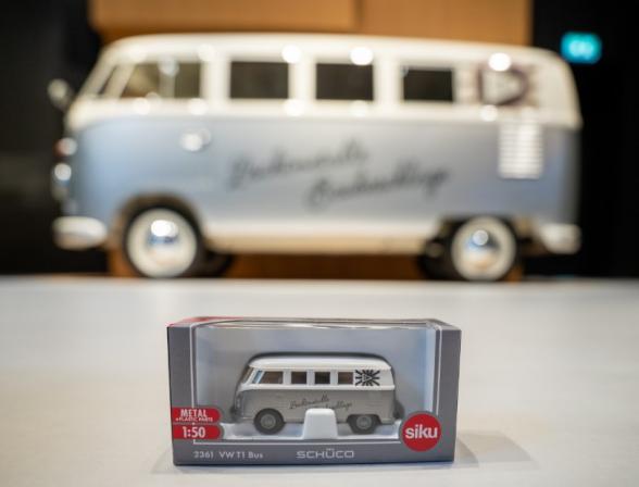 Schüco T1-VW Bulli - Siku Modell 